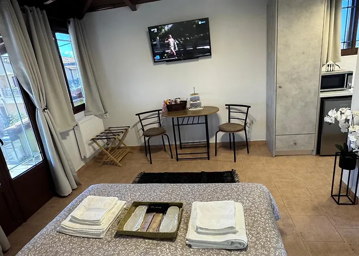 Taki\'S Attic