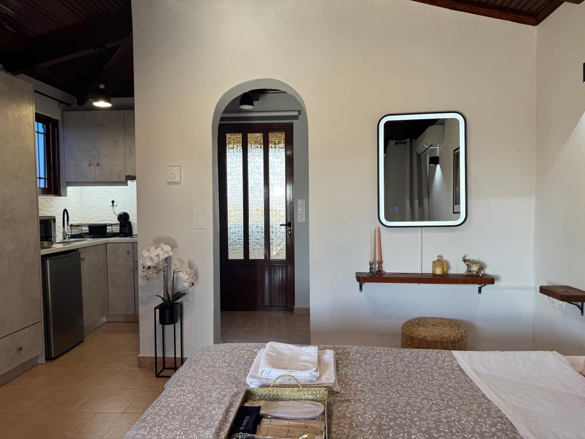 Taki's Attic Agios Ilias (Elis)